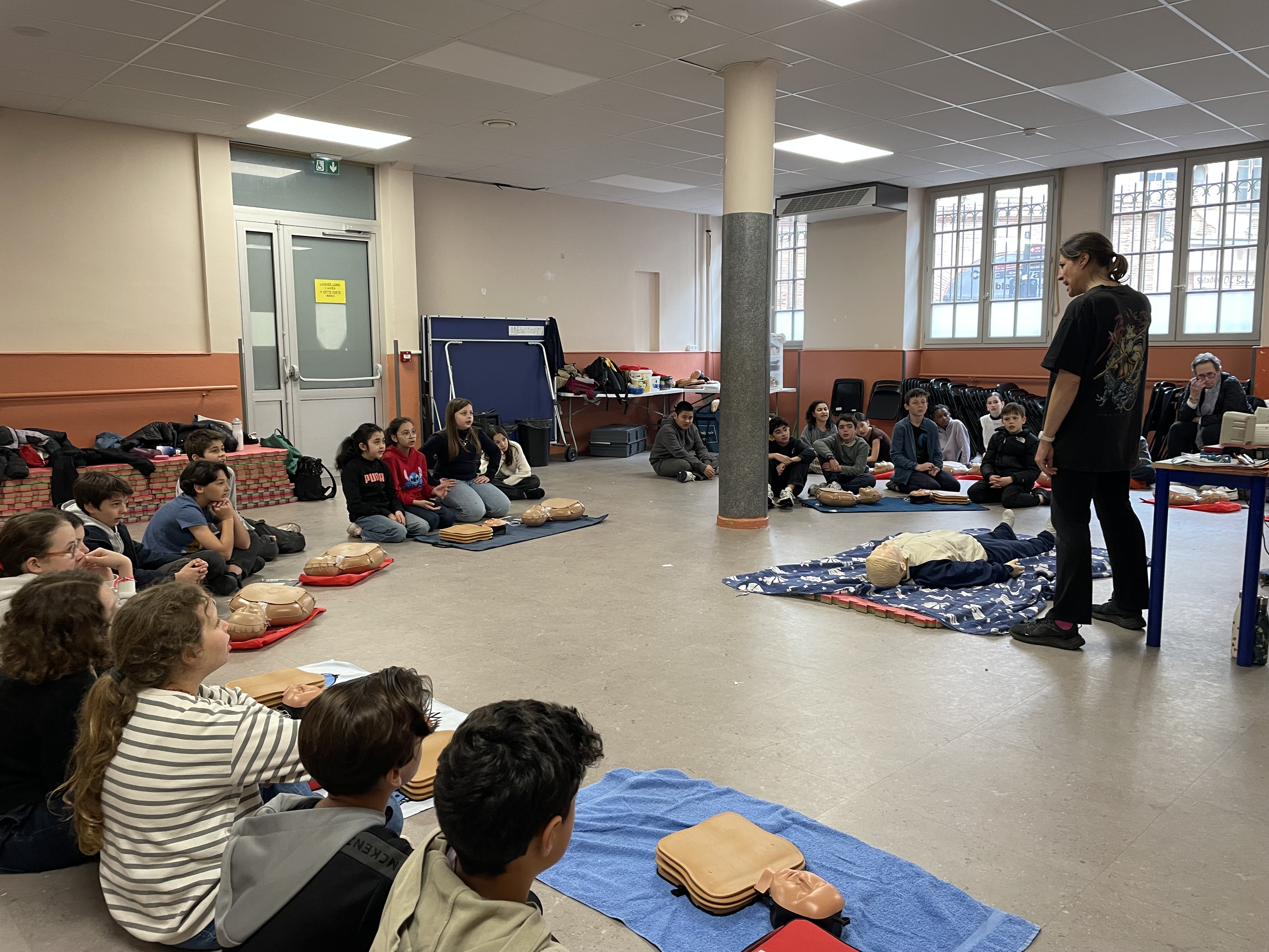 Initiation aux gestes de premiers secours pour les classes de 6e